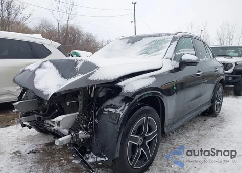 2023 Mercedes-Benz Glc 300 4Matic Suv from USA, damaged, VIN W1NKM4HB1PU023924